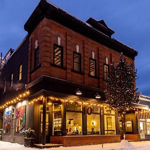 Eleven Revelstoke Lodge